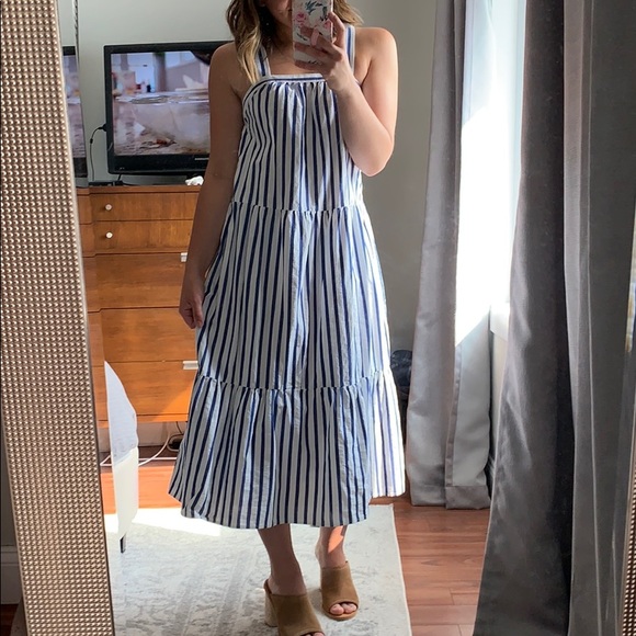 universal thread dresses